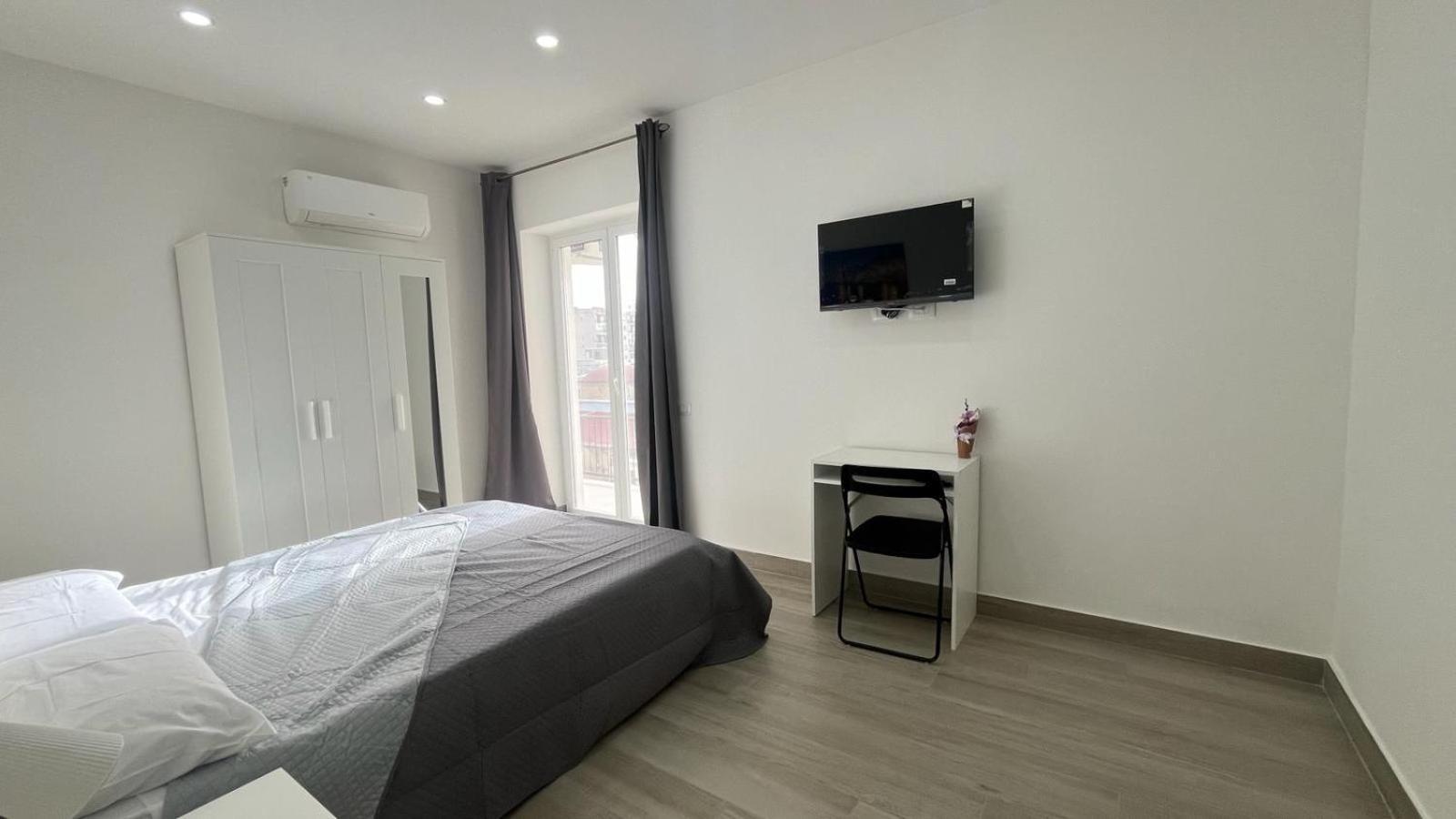 Terminal Napoli Bed & Breakfast Екстериор снимка