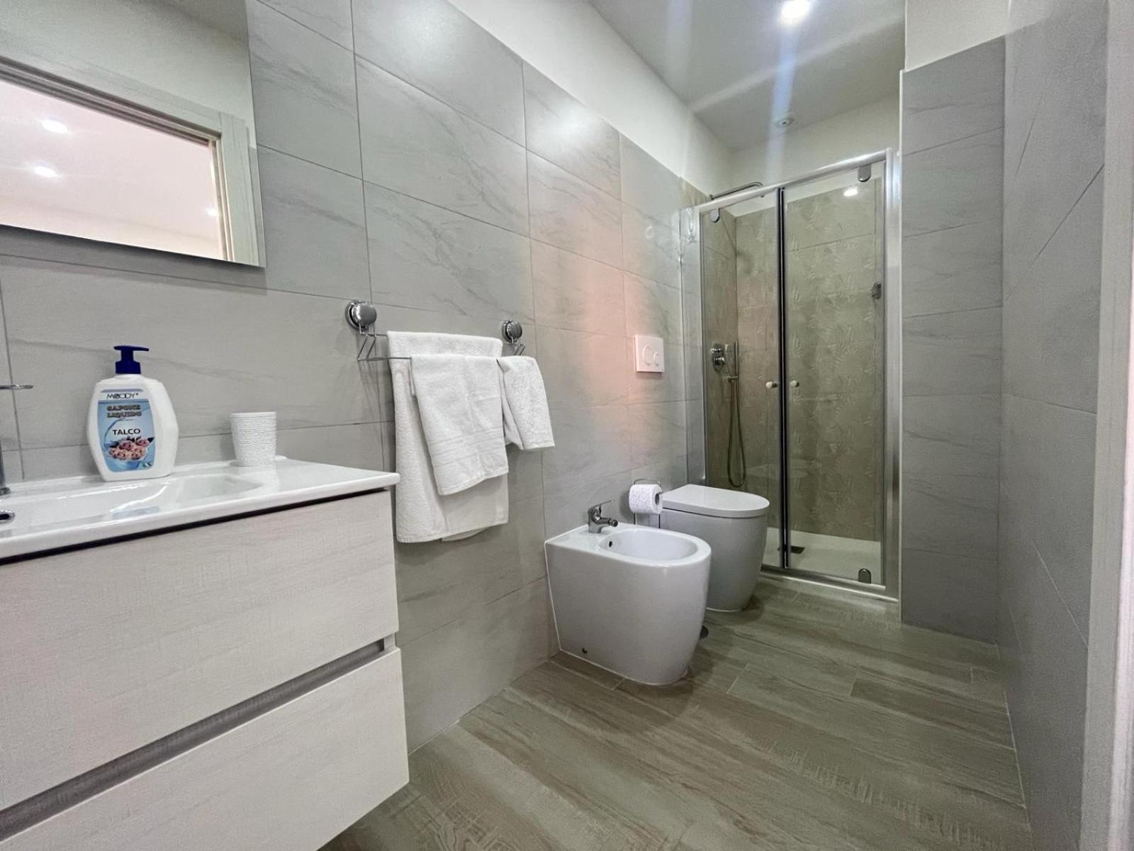 Terminal Napoli Bed & Breakfast Екстериор снимка
